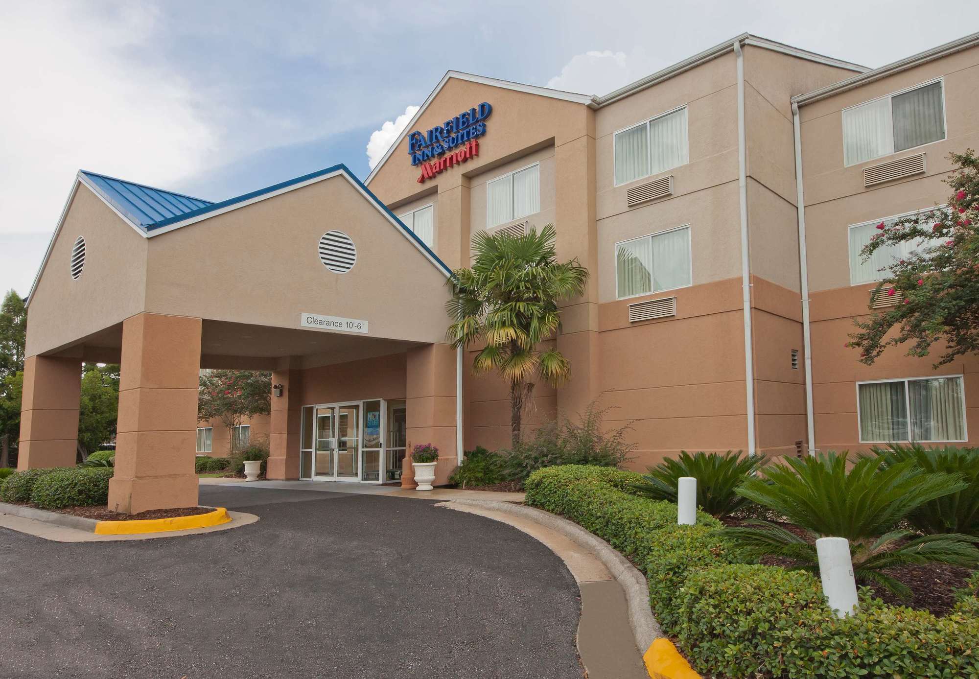 Comfort Inn & Suites Хоума Екстериор снимка