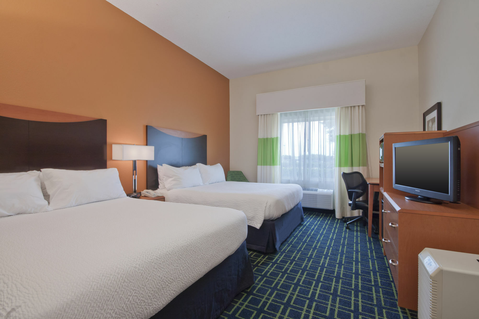 Comfort Inn & Suites Хоума Екстериор снимка